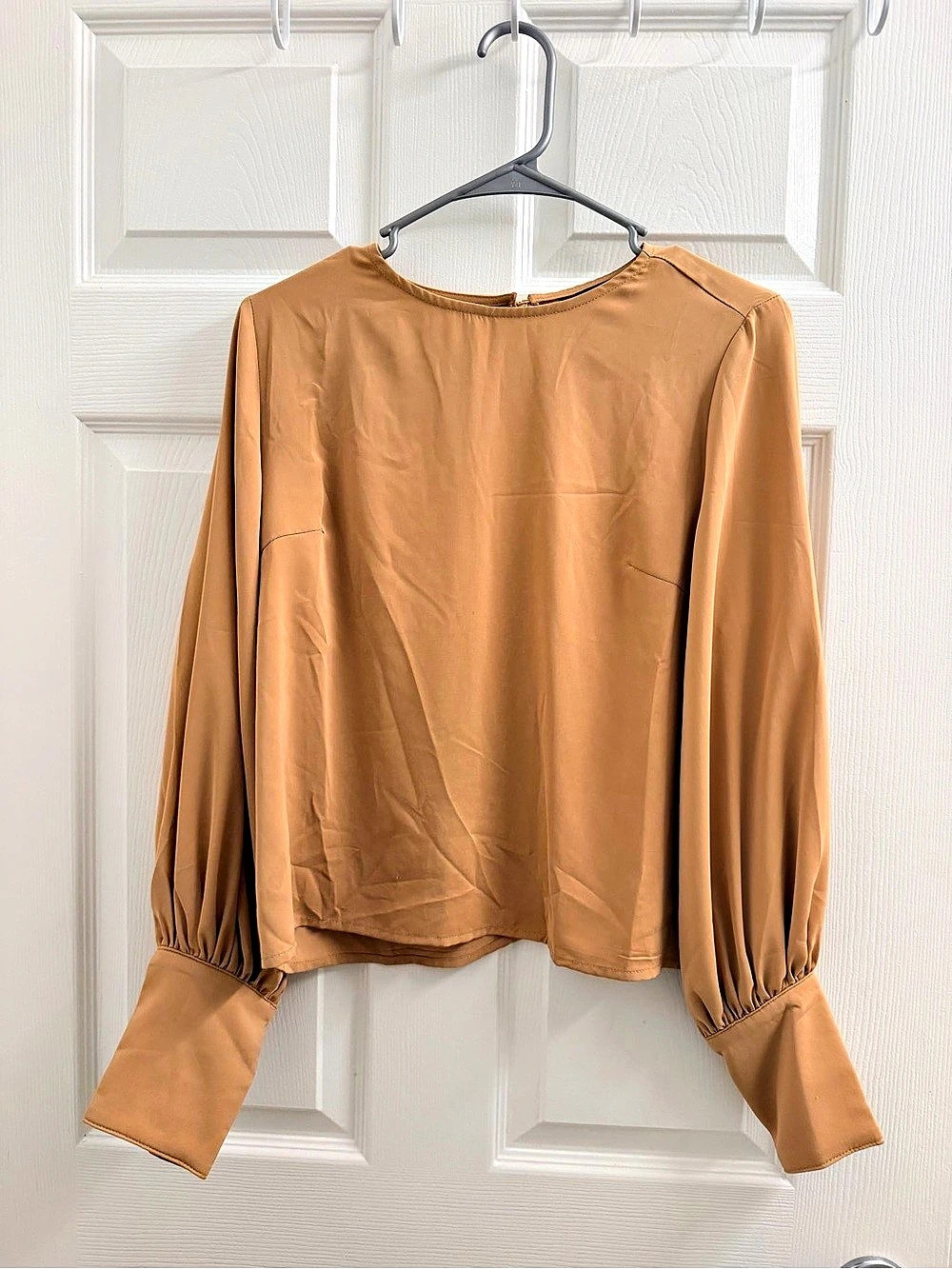 Long Sleeve Blouse in Brown Like New